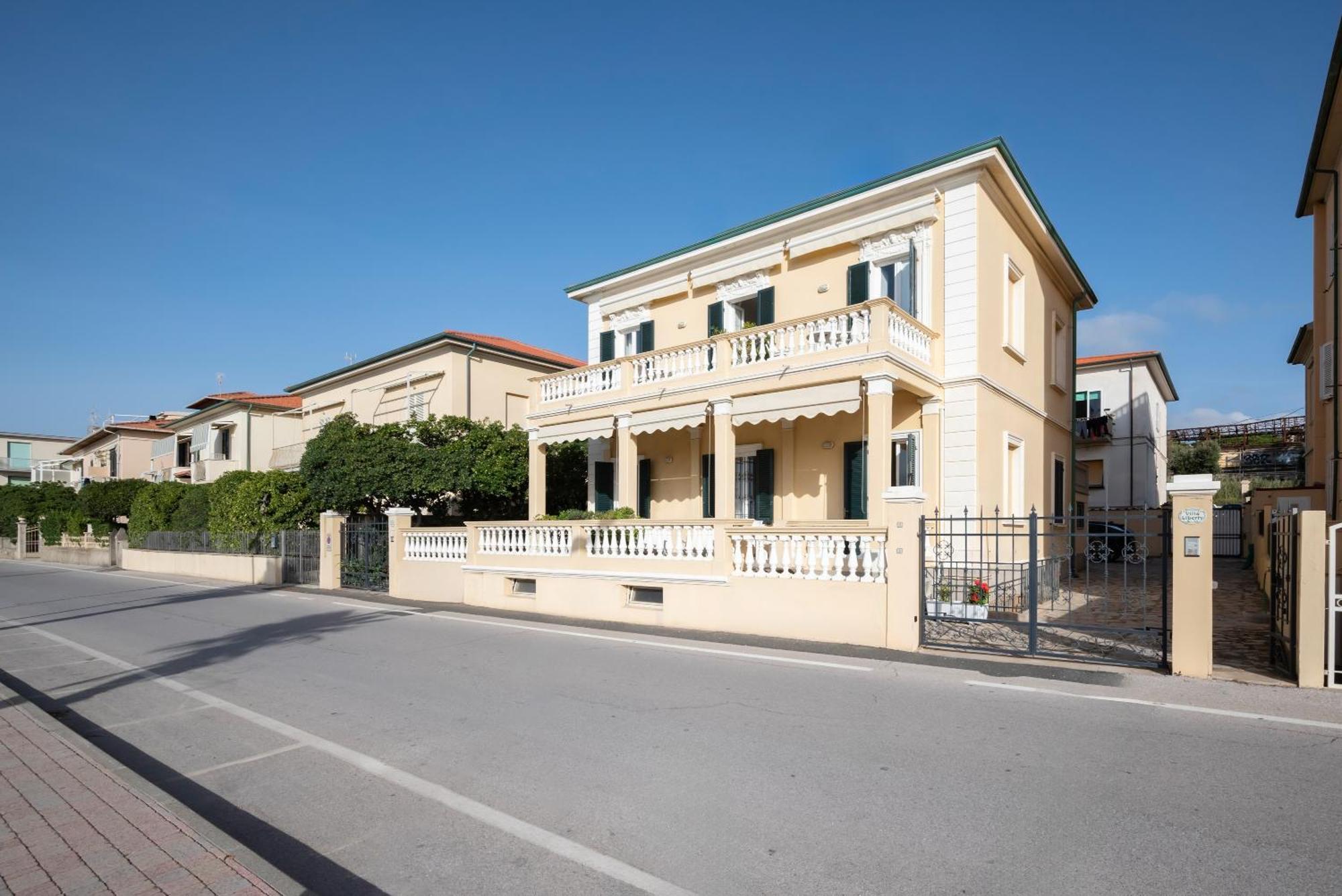 Villa Liberty San Vincenzo Kültér fotó