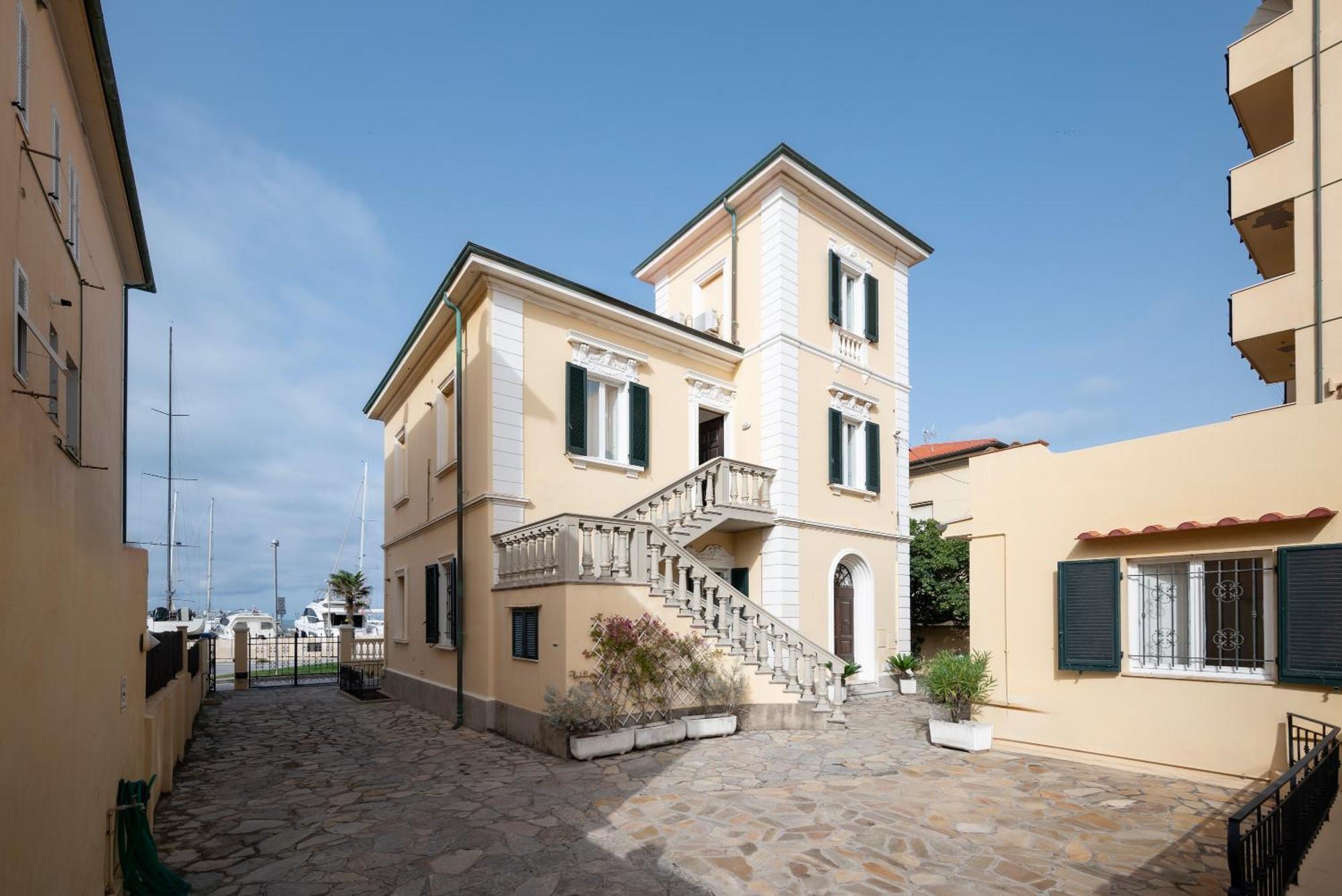Villa Liberty San Vincenzo Kültér fotó